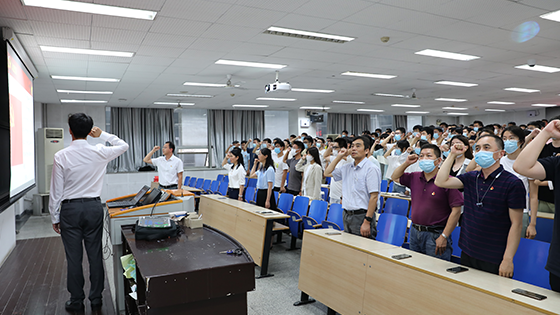 e1ad64fa4eb7d5a88c770d54819e268a.png 宣誓.png