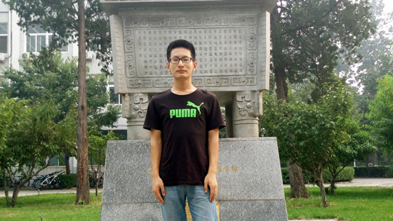 2675b8e9fc02ec6ce6bf1e848a92abd1.jpg 李化洋 生活照_副本.jpg